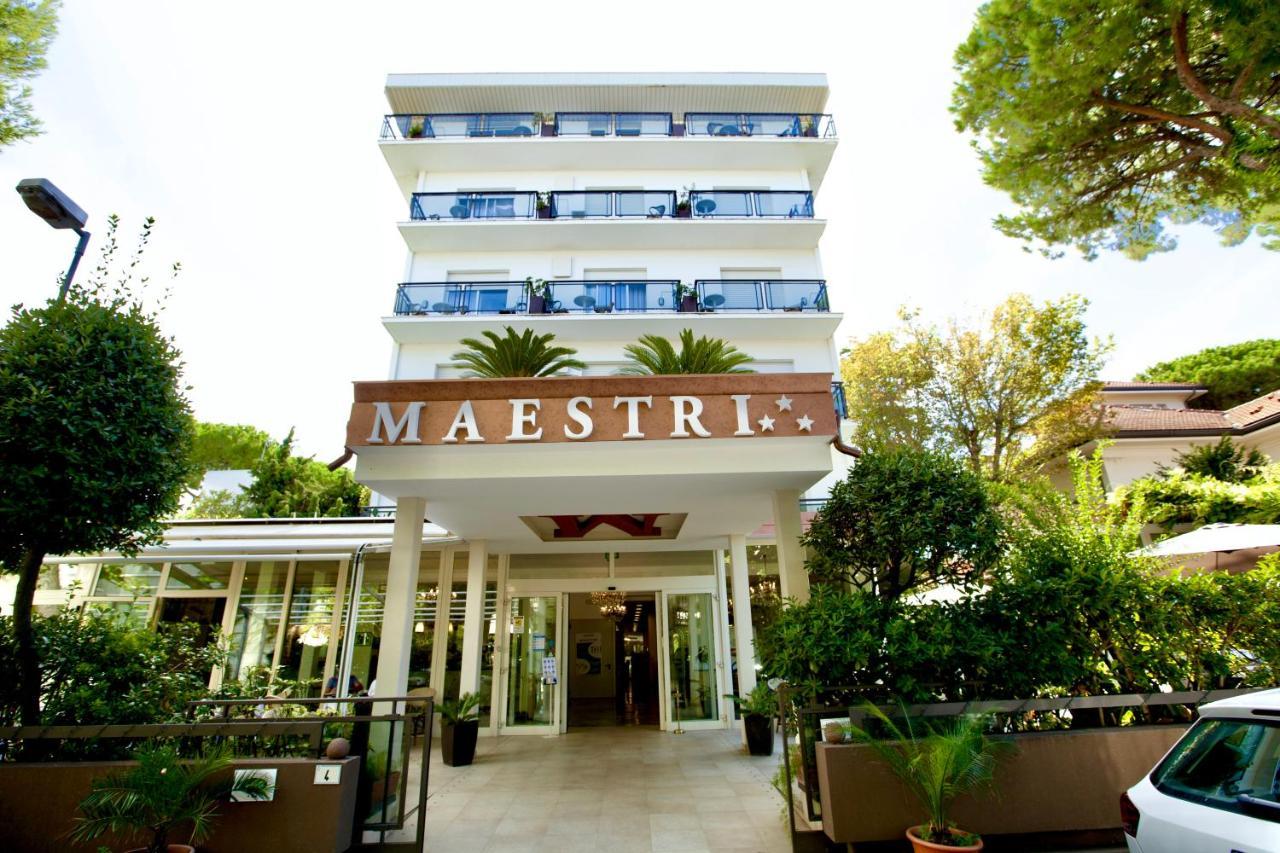 Hotel Maestri Riccione Exterior photo