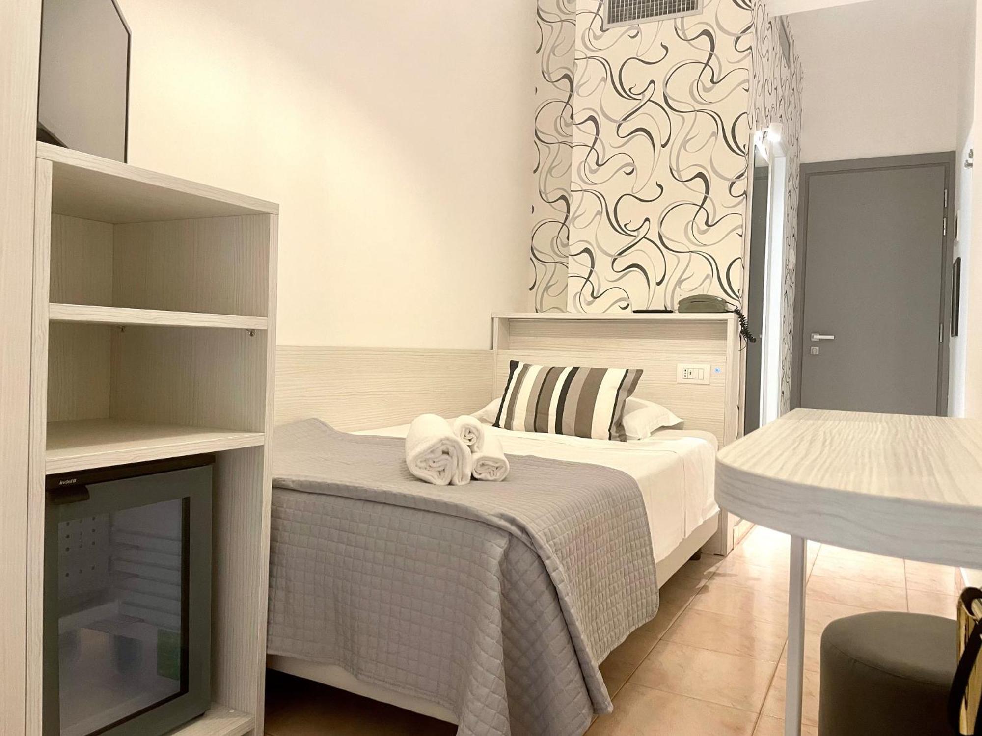 Hotel Maestri Riccione Exterior photo