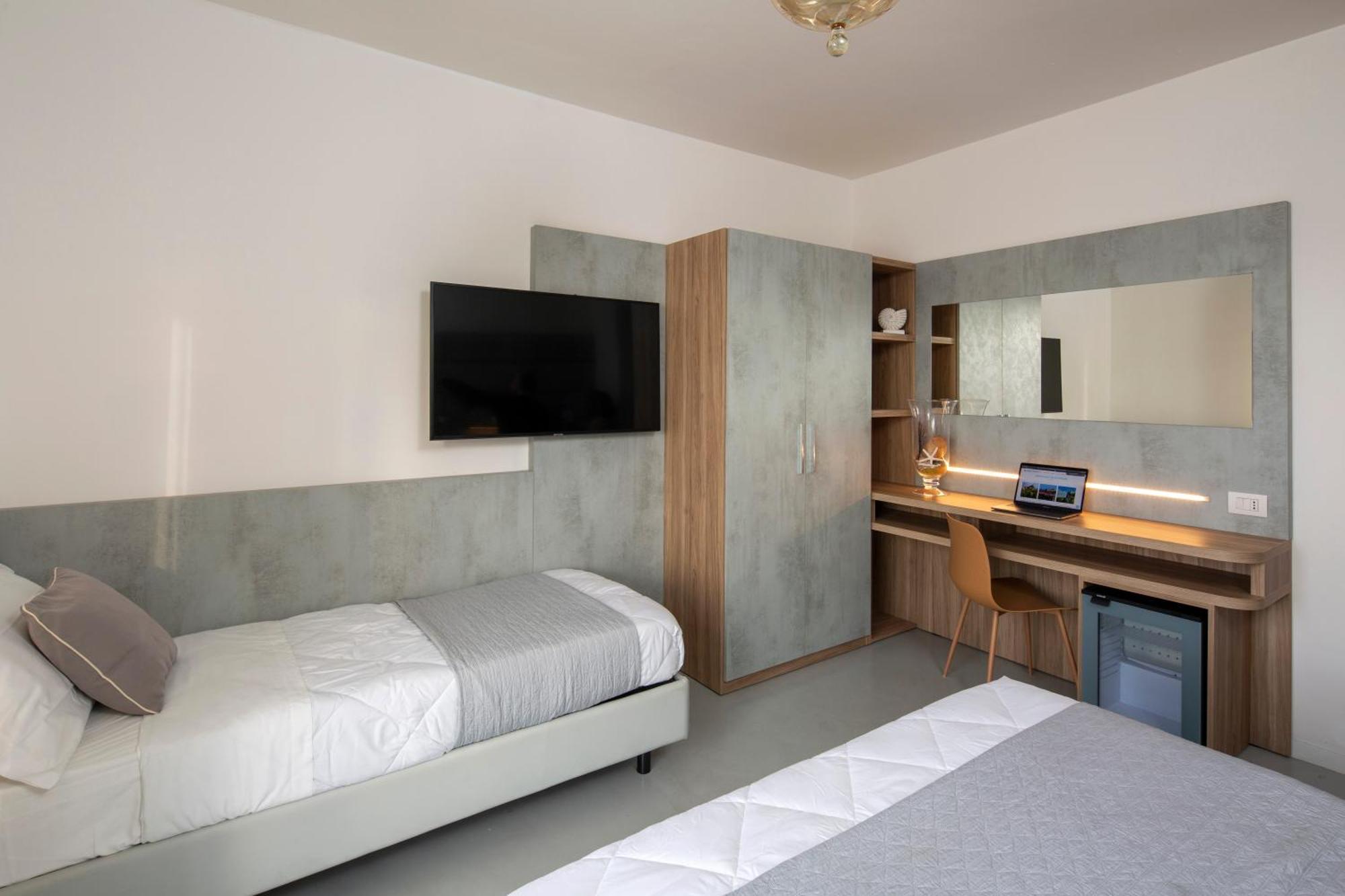 Hotel Maestri Riccione Exterior photo